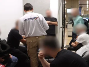 Colombia expulsa a 12 extranjeros de Medellín por turismo sexual