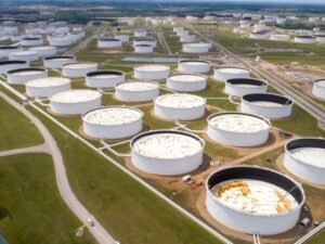 Trump y la gasolina: solo queda una salida para bajar precios