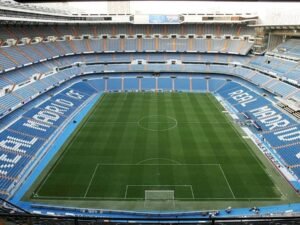Enrique Riquelme desafía a Florentino Pérez por el Real Madrid
