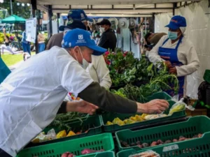 Hambre en Colombia: avances nacionales y crisis crítica en Chocó