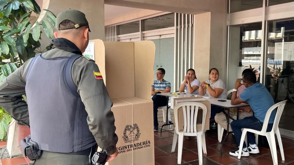 Cómo denunciar fraudes electorales en Colombia: guía completa 2026