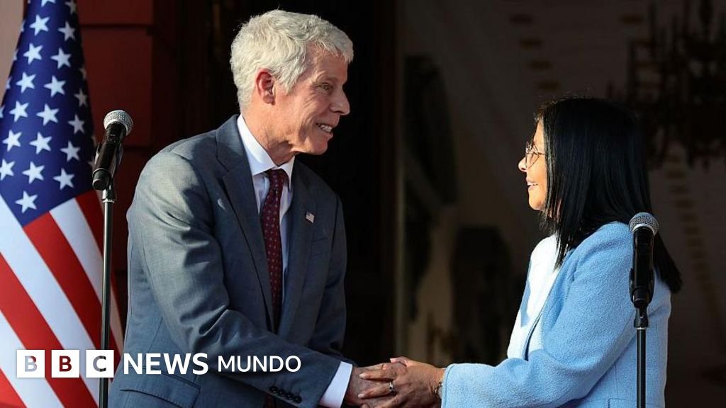 Cómo Delcy Rodríguez desmantela el modelo económico chavista