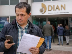 Remesas en Colombia: la DIAN obligará a declarar renta en 2026
