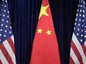 Europa teme quedar atrapada entre EE.UU. y China en cumbre de Pekín