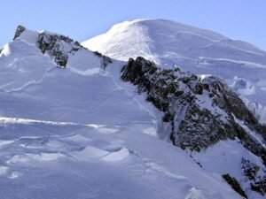 Los Alpes pierden nieve: la crisis climática amenaza sus puertos