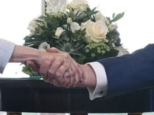 La UE y EE.UU. sellan acuerdo comercial con arancel base del 15%