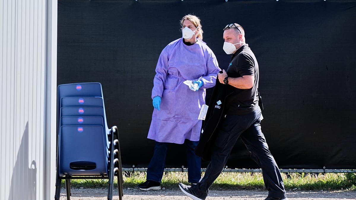 Hospital Gómez Ulla prepara visitas para los 13 aislados por hantavirus