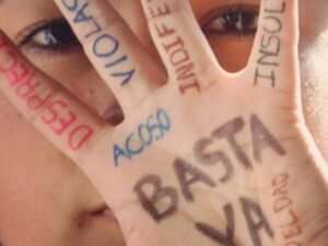 Mujer agredida por conductor de app en Cali exige justicia
