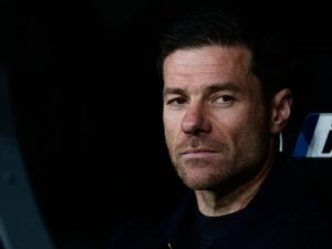 Xabi Alonso firma con el Chelsea un contrato de cuatro años