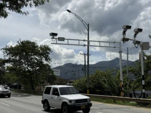 Fotomultas en Colombia: ¿devolución real o promesa sin garantías?