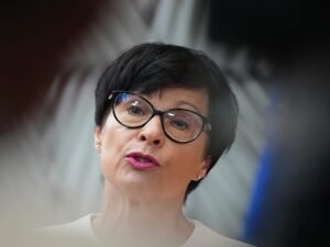 Bruselas fija julio como límite para abrir grupos de adhesión de Ucrania