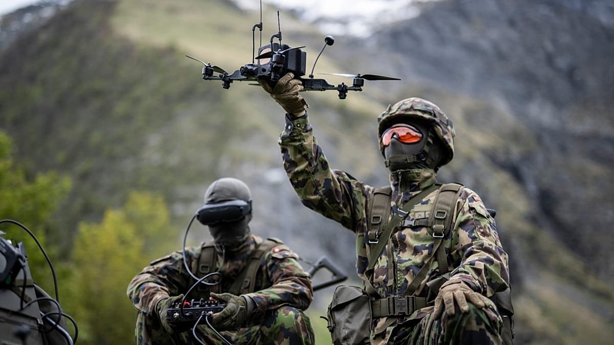 Suiza aumenta su gasto militar y cuestiona su histórica neutralidad