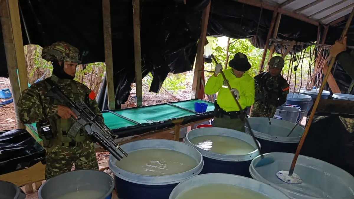 Desmantelan mega laboratorio de cocaína de disidentes FARC en Nariño