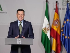Moreno Bonilla pierde la mayoría absoluta y tendrá que pactar con Vox