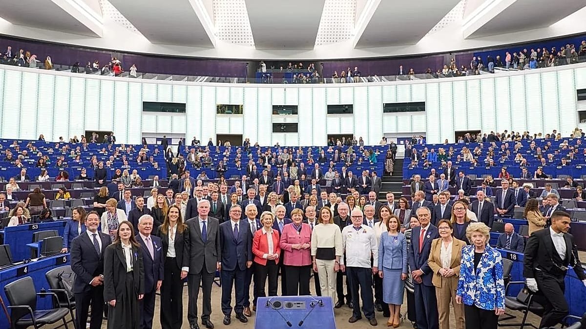 La Orden Europea del Mérito honra el pasado con pocas miradas al futuro