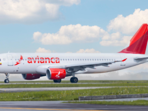 Avianca denuncia falsificación de cobros por combustible en tiquetes