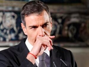 Pedro Sánchez bajo fuego: escándalos sacuden al PSOE en España