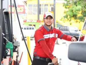 Petro pide calma antes de elecciones: ‘Nadie debe agredir a nadie’