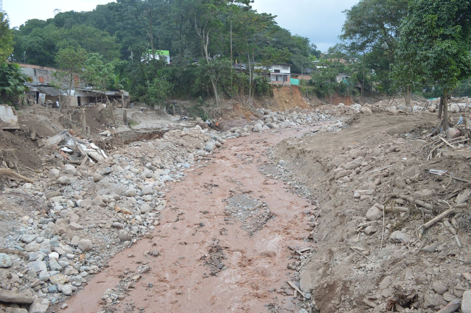 Lluvias e inundaciones golpean Villavicencio: falta de alcantarillado agrava la crisis