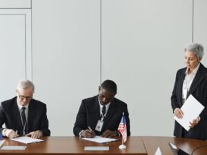 OIT aprueba primer convenio mundial para trabajadores de plataformas digitales