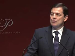 PP y Vox sellan gobierno de coalición en Castilla y León
