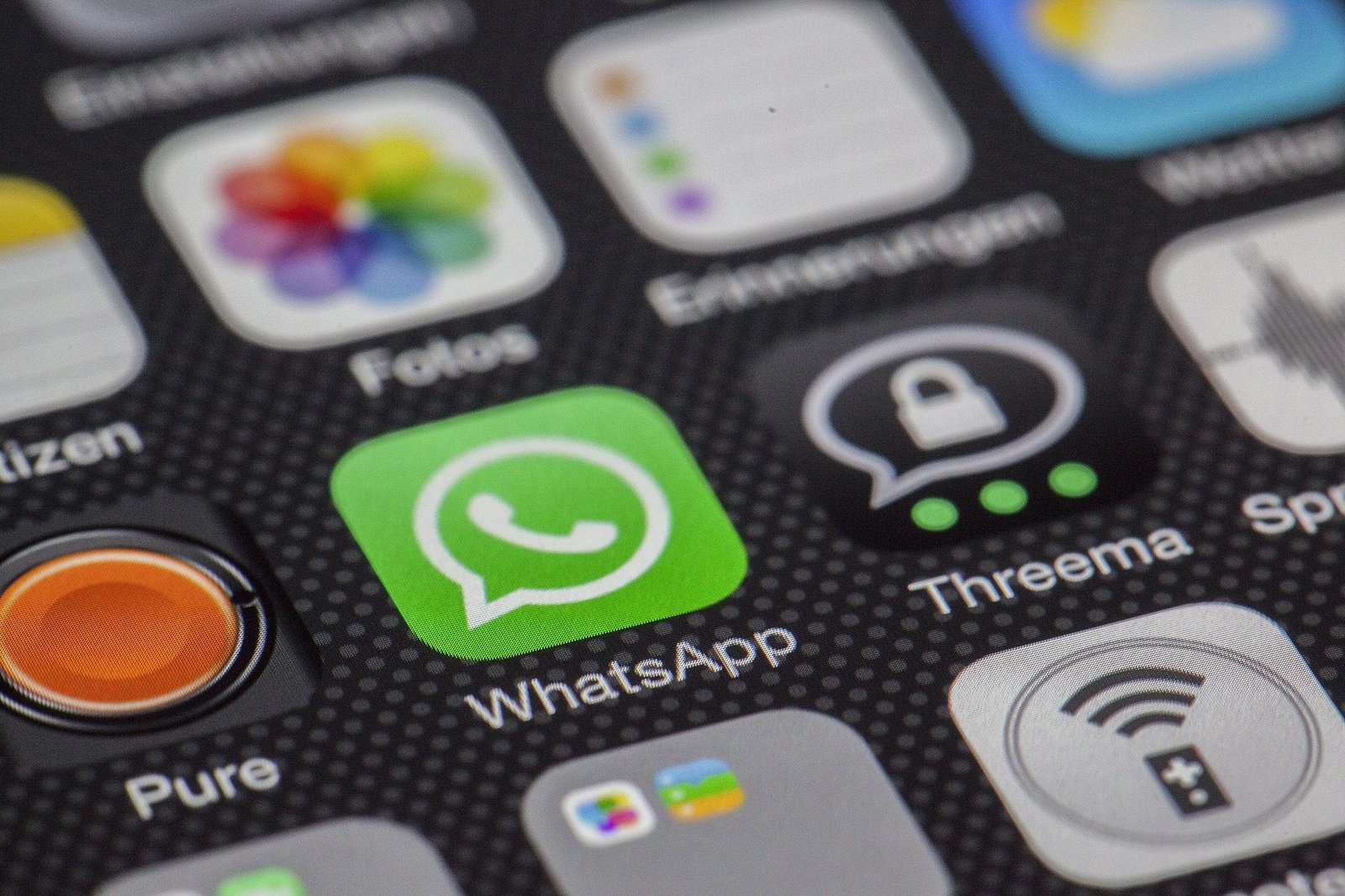 Asambleas y WhatsApp en propiedad horizontal: guía legal clave