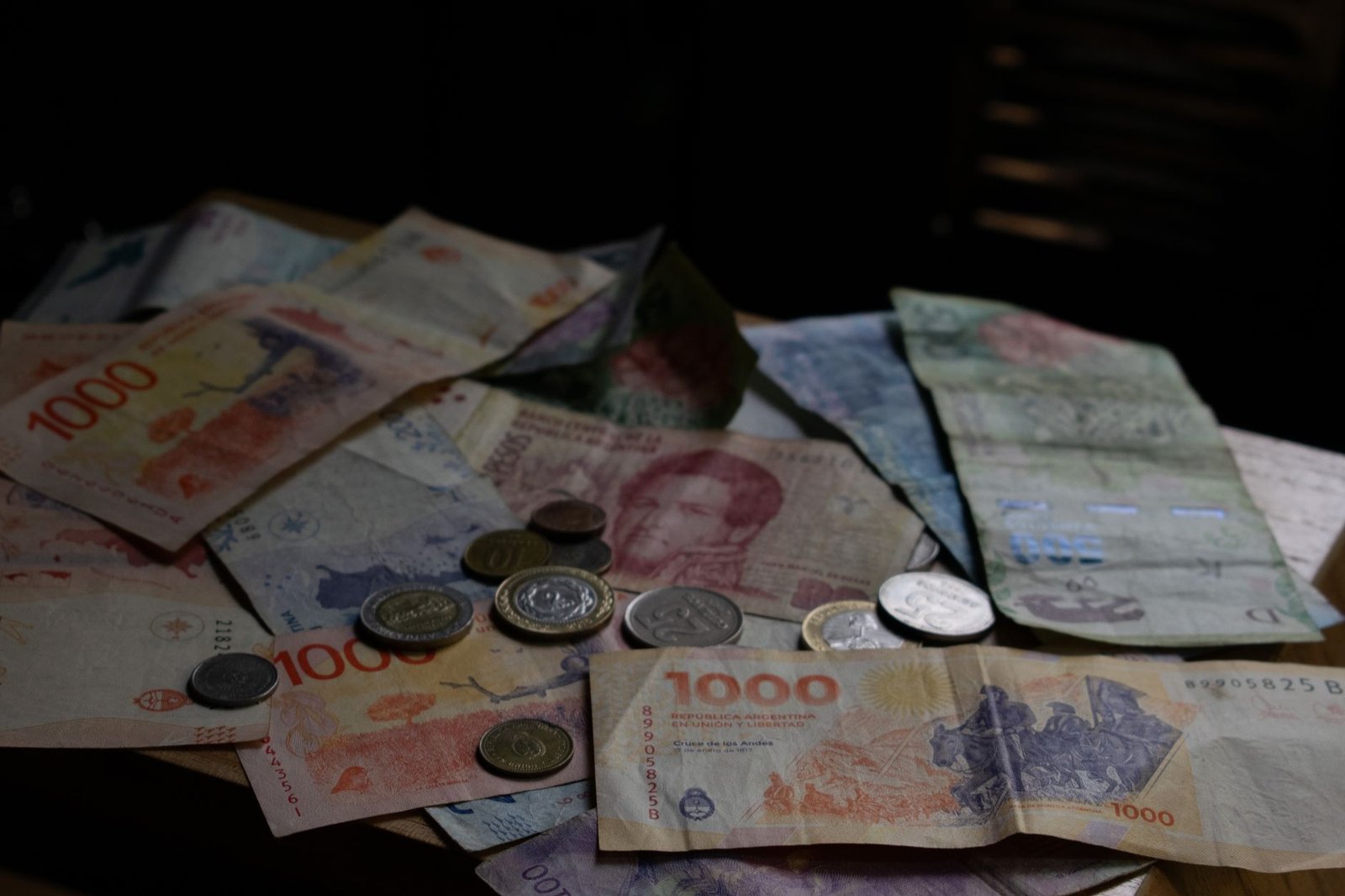 Déficit fiscal de Colombia podría llegar al 7,5% del PIB en 2027