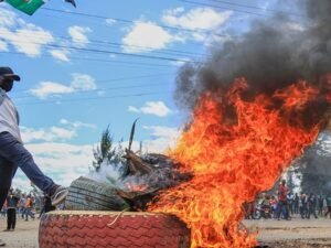 Dos muertos en protestas contra centro de cuarentena de ébola en Kenia