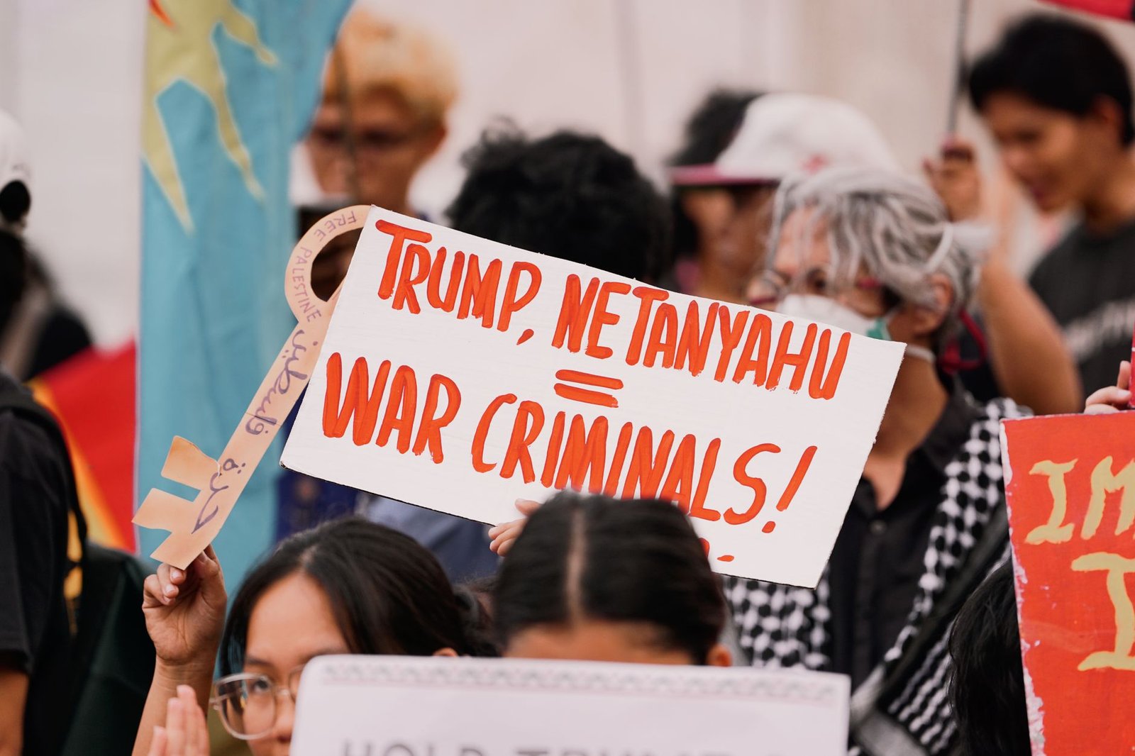Trump frena a Netanyahu: pide prudencia en Líbano y confía en Siria