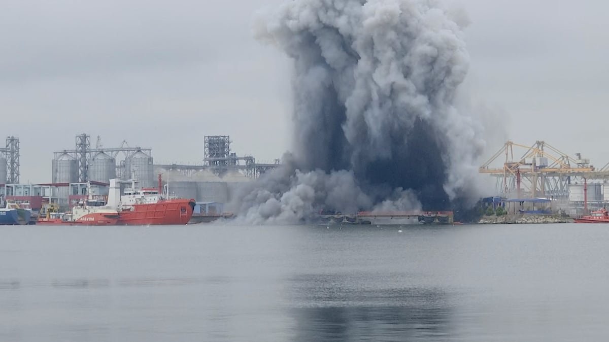 Dron ucraniano explota en el mayor puerto de Rumania: alerta máxima