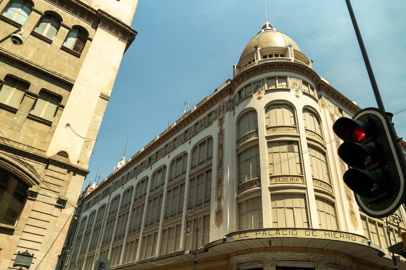 El Palacio de Hierro inicia una nueva etapa: estos son los cambios que