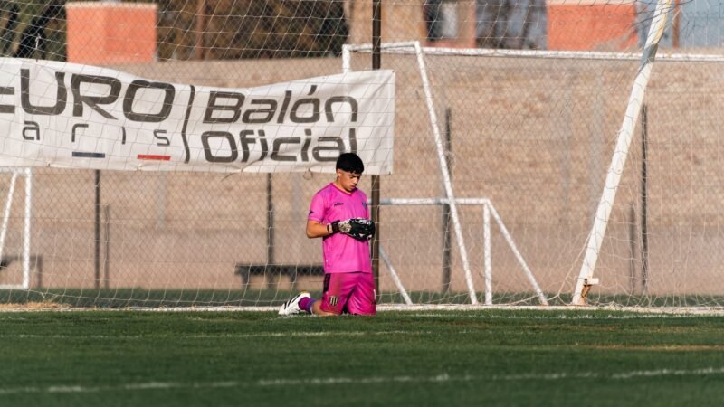 Courtois se retira llorando en Bélgica vs España por lesión muscular