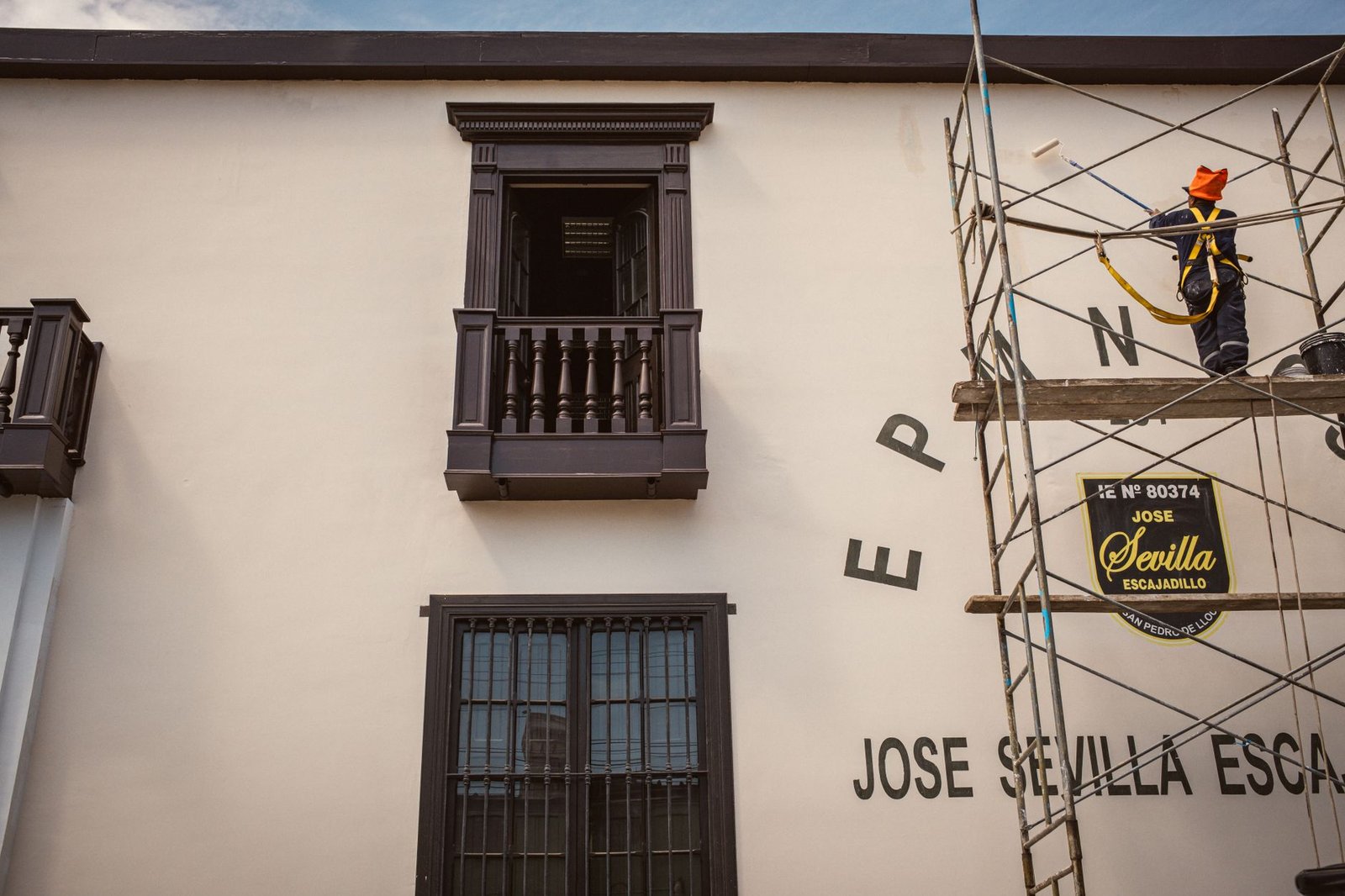 De la Espriella nombra ministros experimentados pese a promesa de cambio