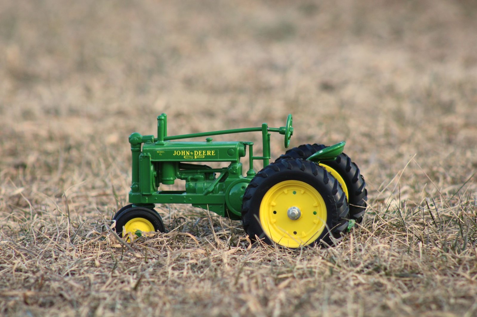 John Deere pierde monopolio de reparaciones tras fallo de FTC