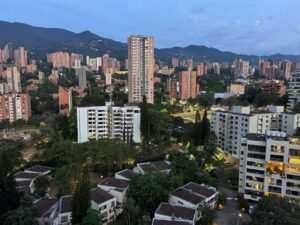Medellín mantiene la actual rotación del pico y placa: así funcionará