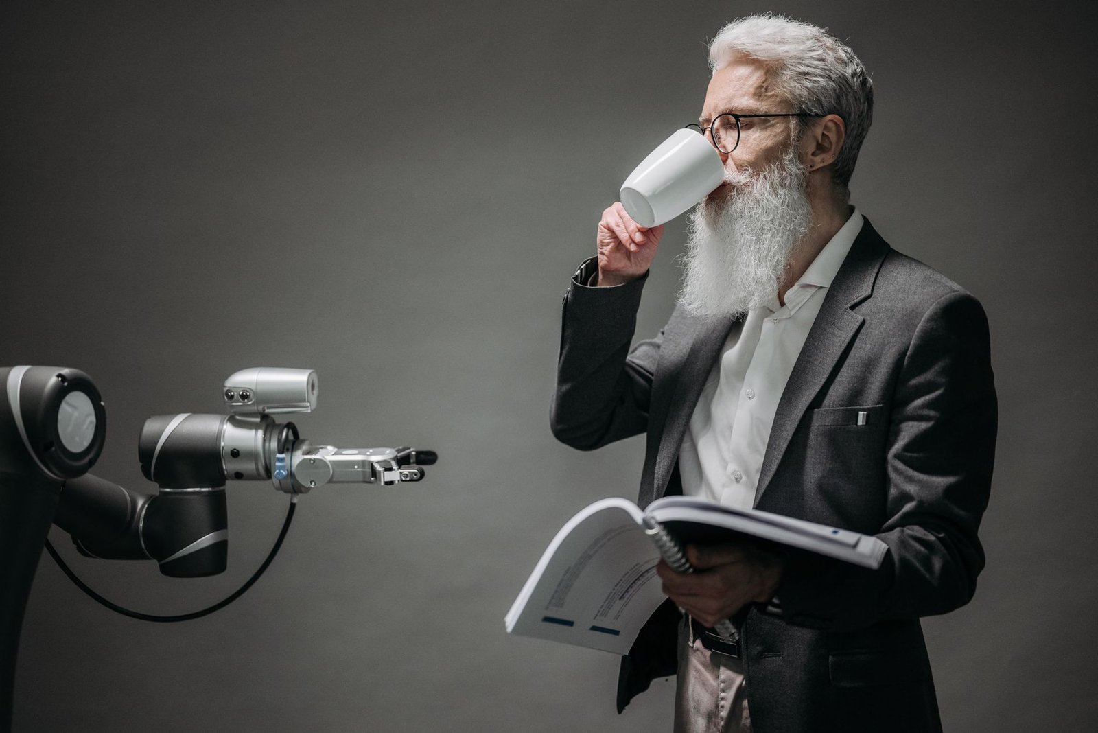 Lo que pocos saben de la industria de la inteligencia artificial es que