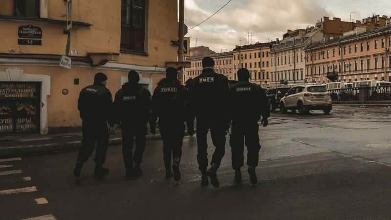 Espías ucranianos se acusan mutuamente por muerte de sospechosa en Kiev
