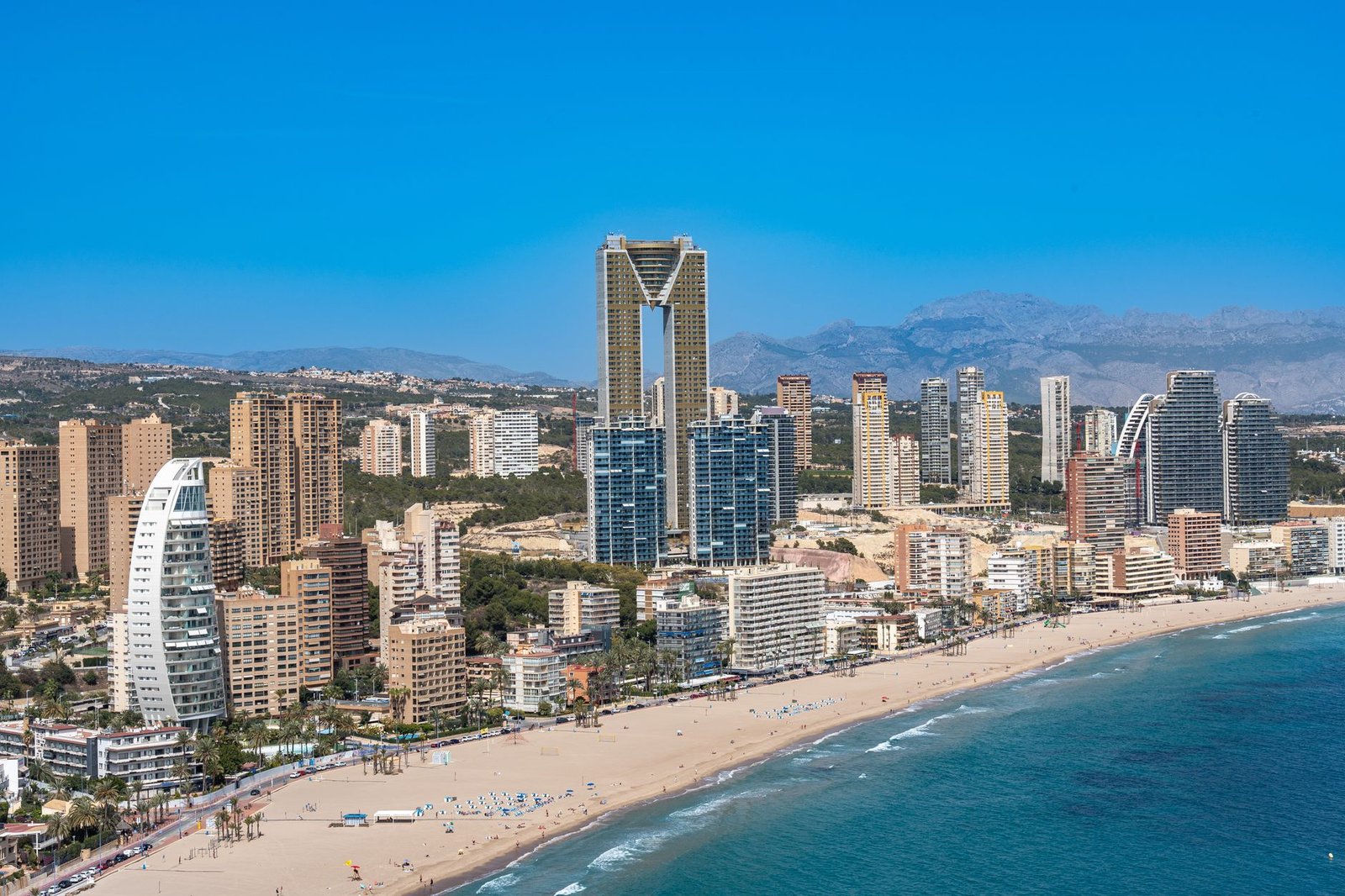 El mar de Benidorm se ha calentado tres grados en solo cinco años. El