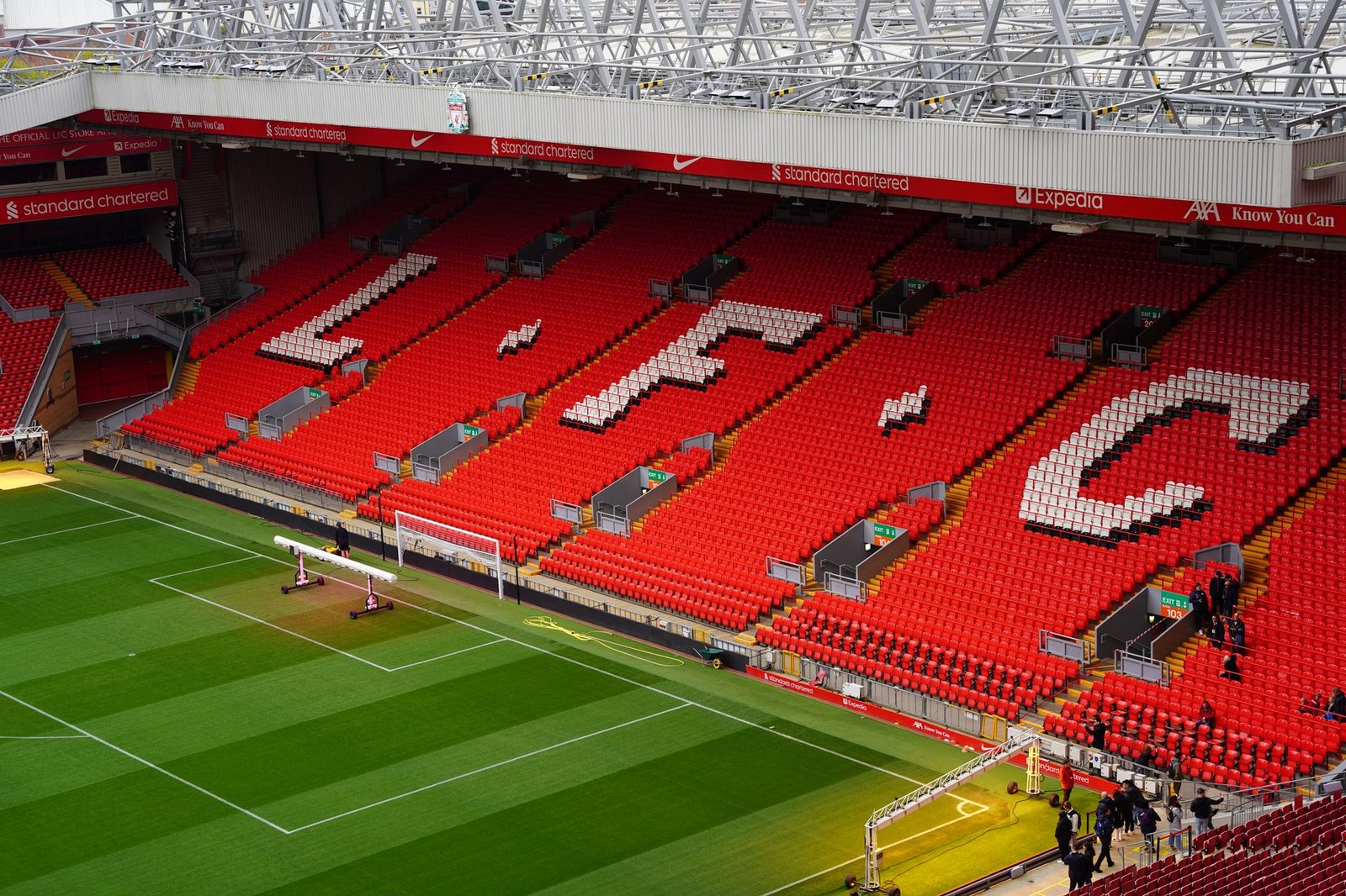 Crisis financiera en Premier League: pérdidas se disparan 600%