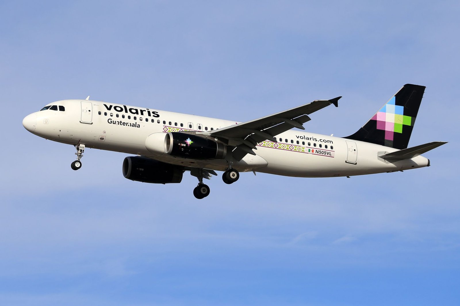 Volaris llevará Starlink a todos sus aviones para resolver uno de los