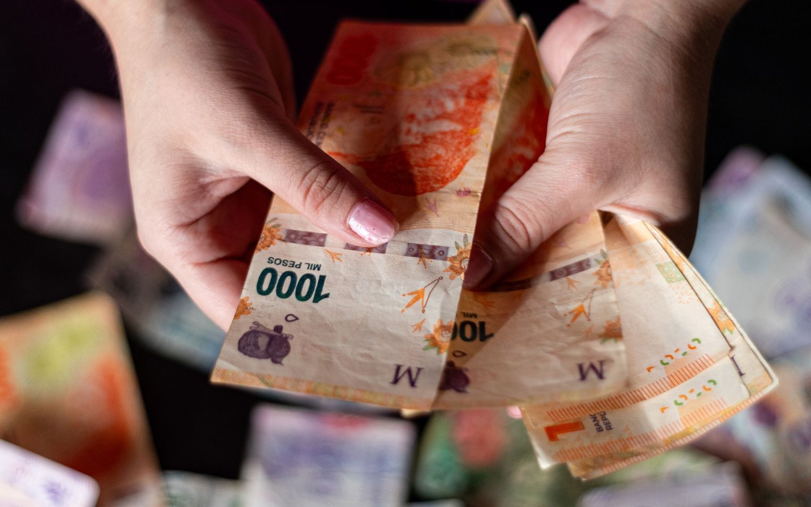 PESOS MUERTOS: Desaparecidos centenares en avalancha en Nepal y Tíbet