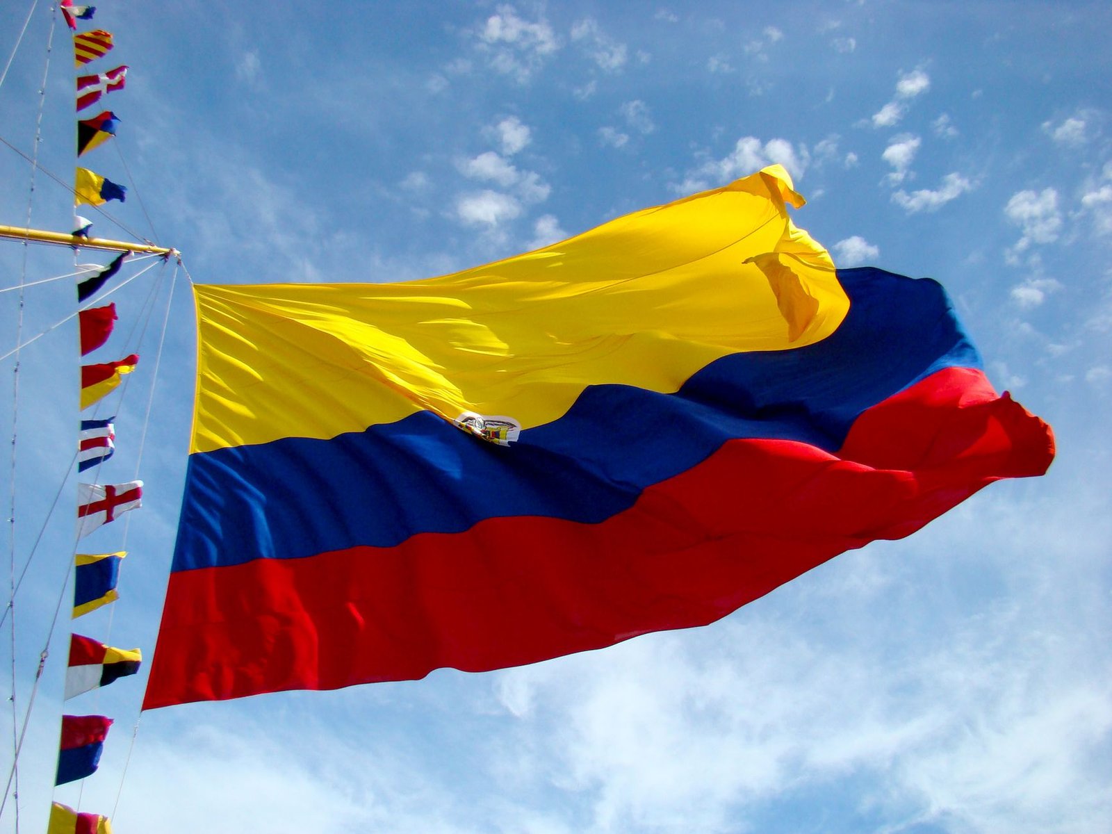 COLOMBIA RETOMA EXPORTACIONES DE CARBONO A ISRAEL DESDE 2025