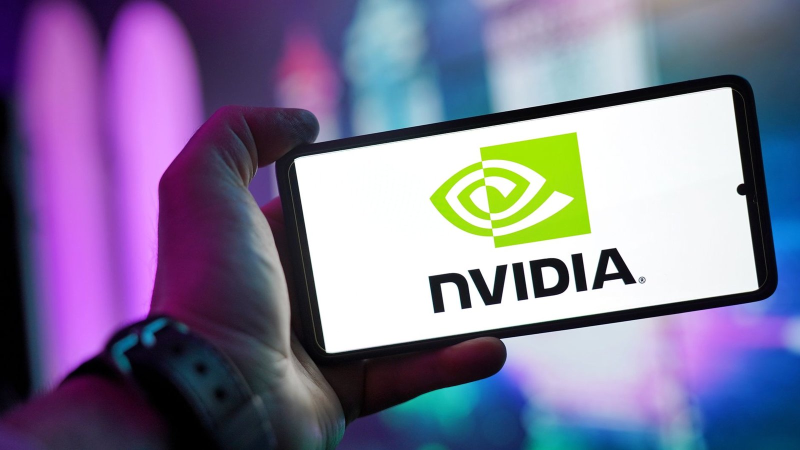 Nvidia supera previsiones del 2T con 96.200M$, la IA alcanza su punto de inflexión