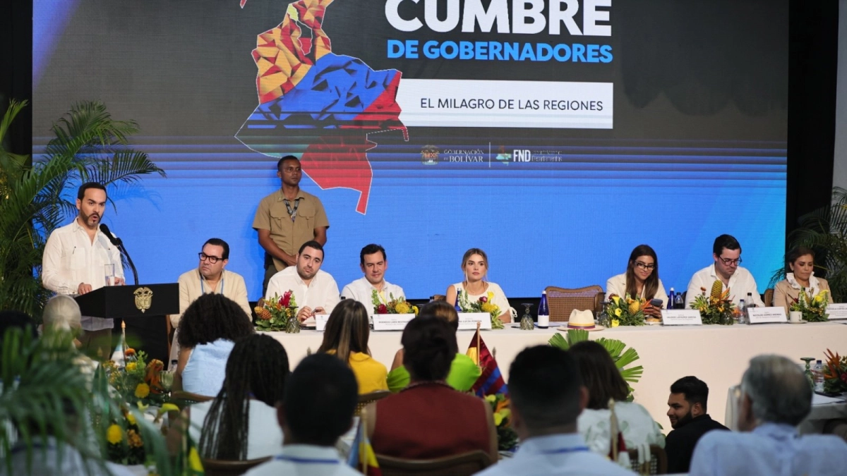 Abelardo De La Espriella y gobernadores debaten seguridad en Mompox