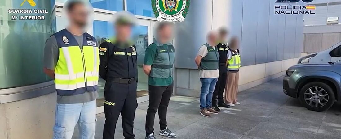 Cae una red que atraía víctimas en Colombia para explotarlas en España